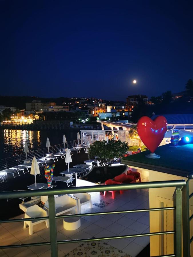 Furano Bahari Hotel Агрополи Екстериор снимка